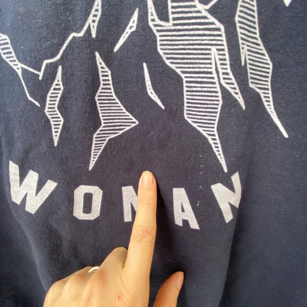 Wander Woman, Gildan Branded, Dark Blue, Heavy Blend Crew Neck, Size M - Picture 4 of 7